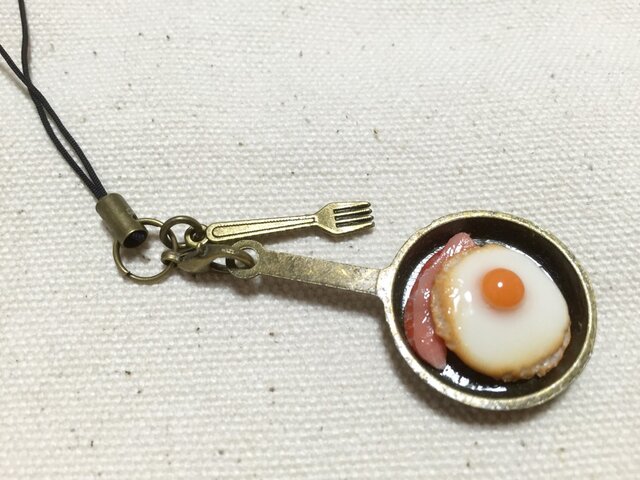 フライパン 目玉焼き ストラップの画像1枚目