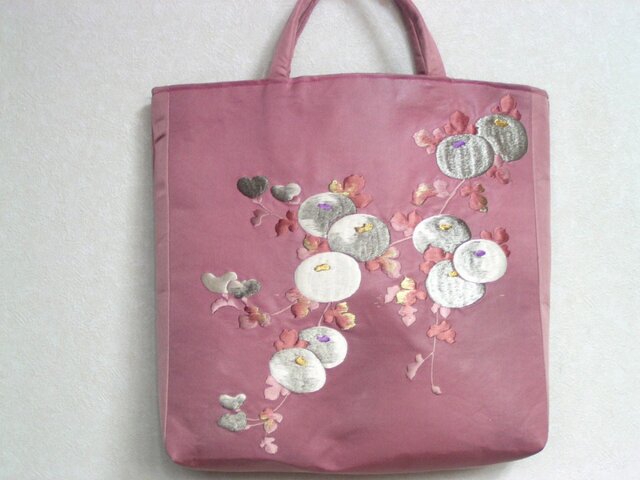 刺繍アンティーク帯 リメイクバッグ 中袋も絹の八掛 送料無料の画像1枚目