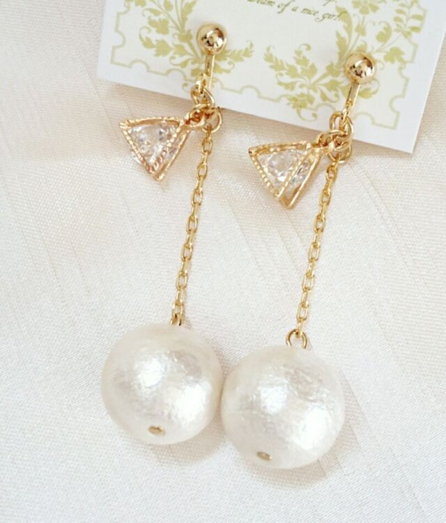 トライアングルパール ピアス・イヤリングの画像1枚目
