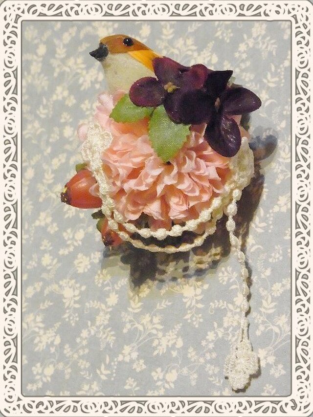 ことりのブローチ*薄紅梅の画像1枚目