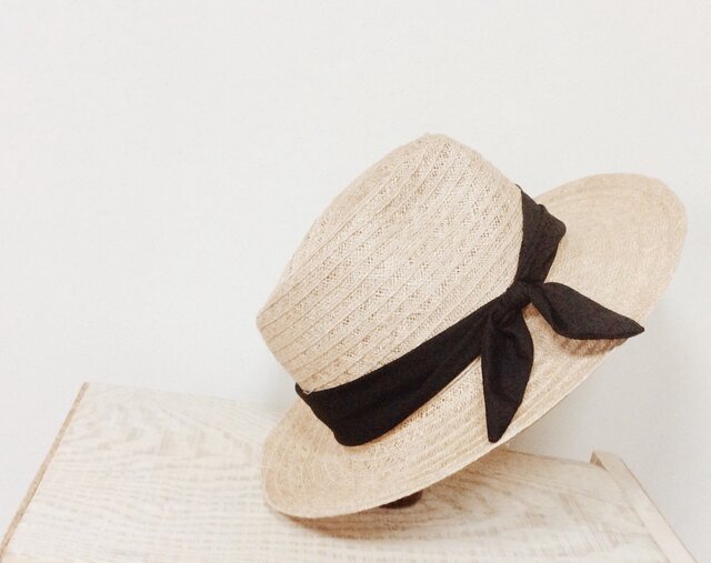 Black ribbon hatの画像1枚目