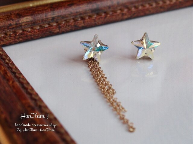 【HanTtam J】 2way♥スワロフスキー星とチェーンのアシンメトリーピアスの画像1枚目