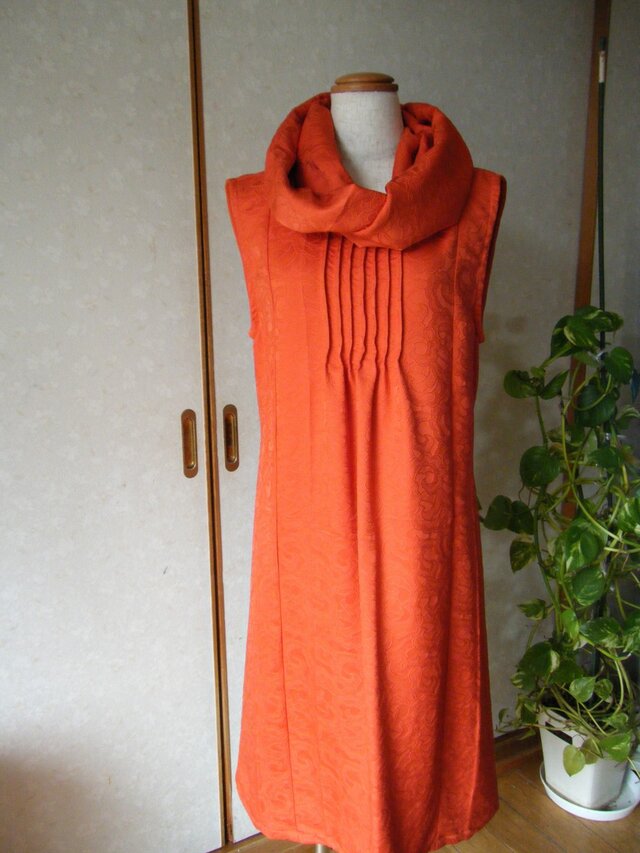 着物リメイクスヌード付きピンタックワンピース