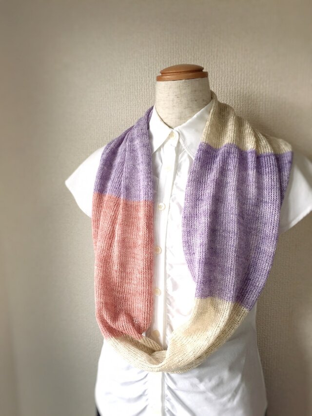 コットンとリネンの機械編みスヌード ラベンダー×ピンクの画像1枚目