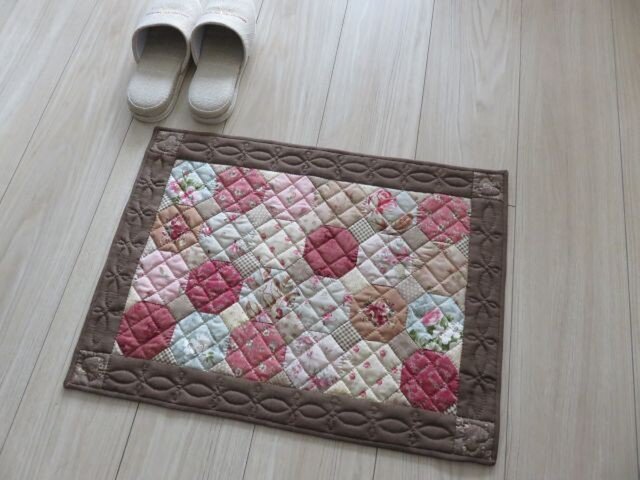 オクタゴンのフロアマットの画像1枚目