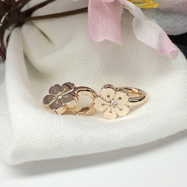 桜のイヤーカフ&イヤリングの画像1枚目