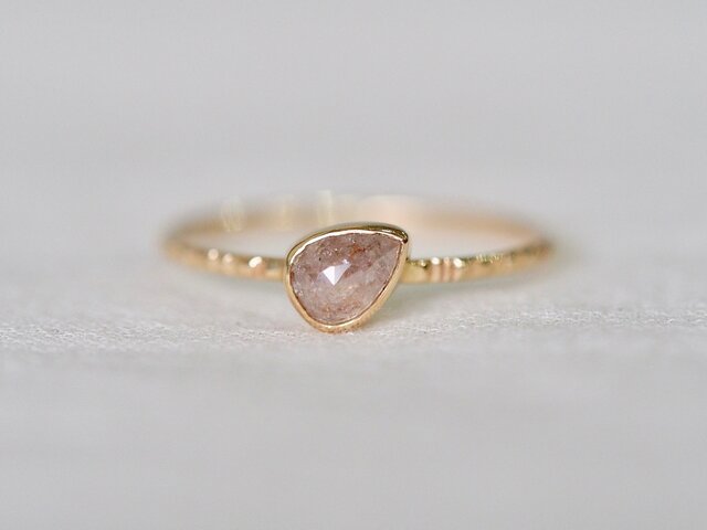 Magnolia Petal Diamond Ringの画像1枚目