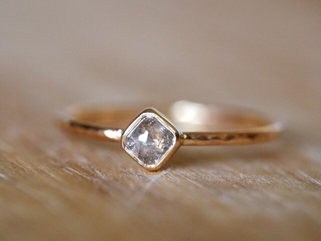 Diagonal Square Diamond Ring Frostの画像1枚目