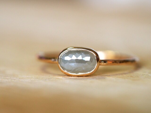 A Cloud In The Sky Diamond Ringの画像1枚目