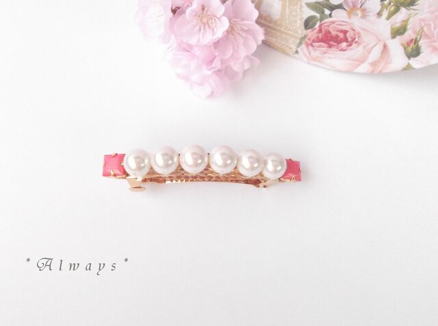 SALE!シルキーパールとコーラルピンクビジューのバレッタ②の画像1枚目