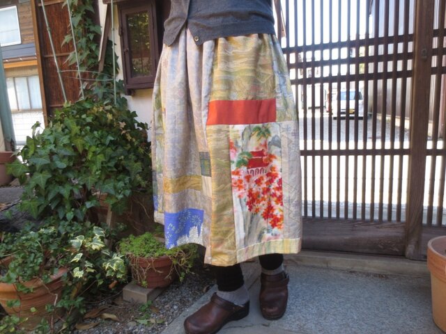 春満開!桜満開のお出かけスカート☆レトロでポップなリメイクを楽しんで…74㎝丈の画像1枚目