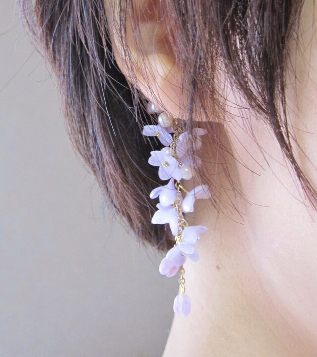 ライラックのイヤーフックの画像1枚目