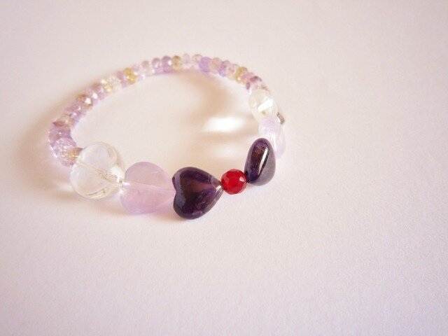 ちょっとPurpleな気持ちのブレスレットの画像1枚目