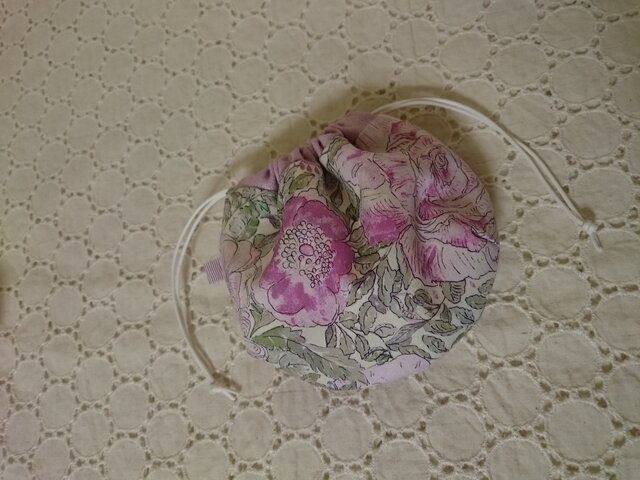 リバティ babyきんちゃく Rose Xanthe (P)の画像1枚目