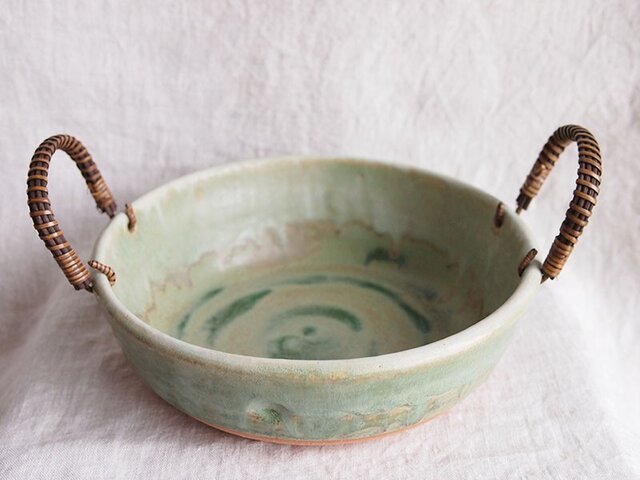 手つきのみどりの鉢の画像1枚目