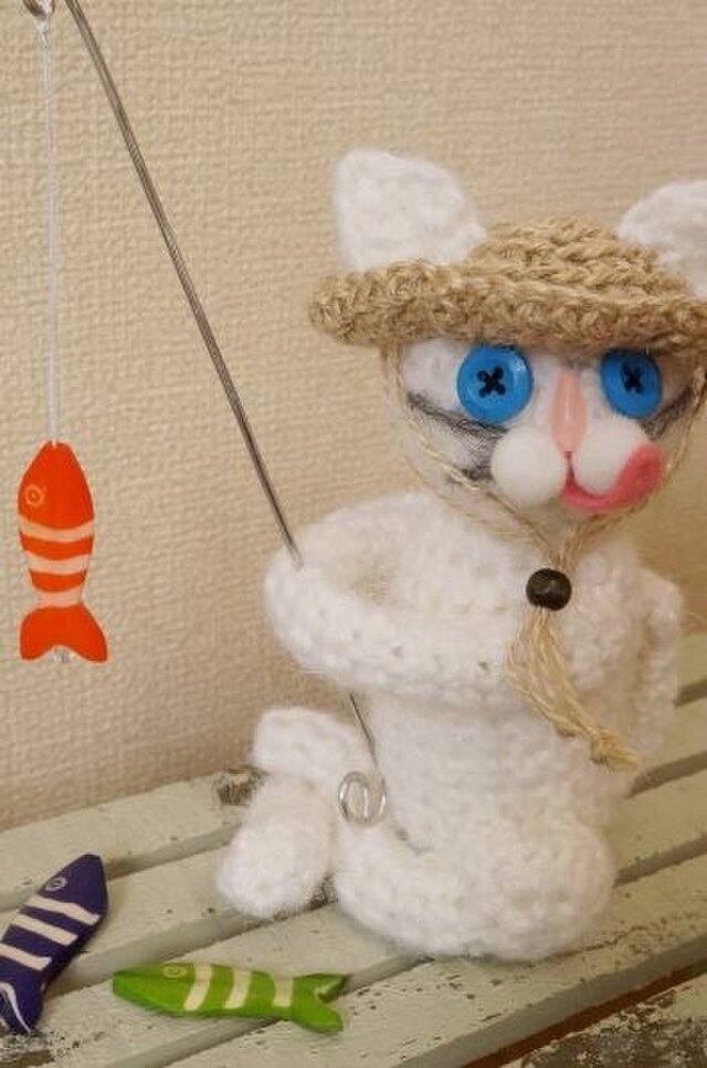 釣り猫(白)の画像1枚目