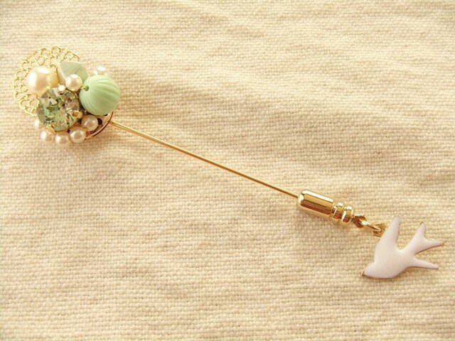 SALE つばめのハットピン・green(K0446)の画像1枚目