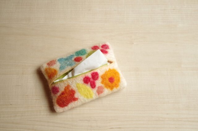 ティッシュケース フラワーの画像1枚目