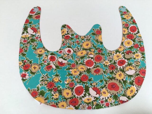 80〜90サイズリバーシブルエプロン | iichi 日々の暮らしを心地よく