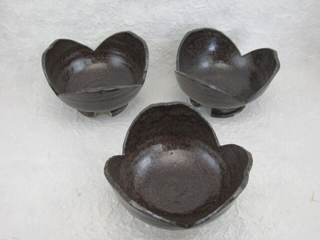 灰釉割山椒小鉢XL 陶器 割山椒小鉢（呉須いらぼ釉） | iichi 日々の暮らしを心地よくする