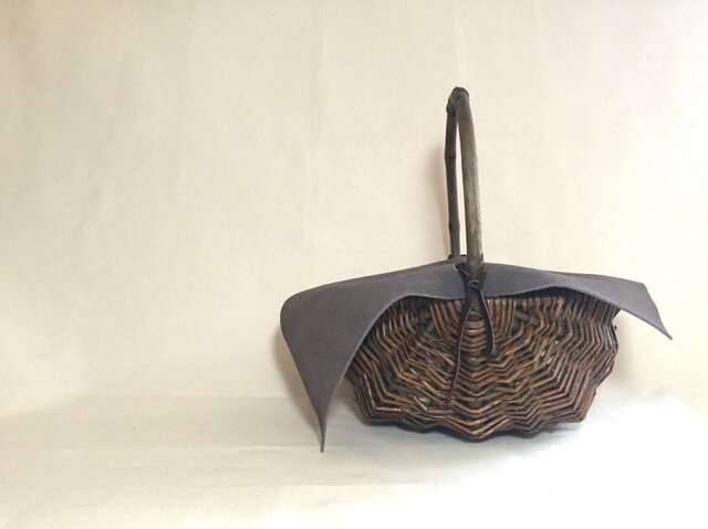 Willow Basket Velour Bagの画像1枚目