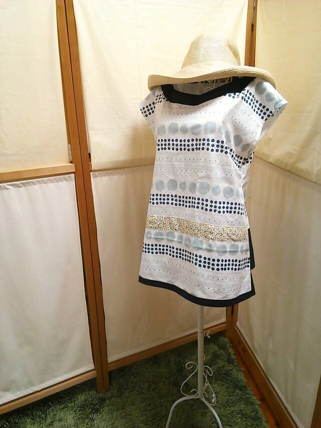 【春 夏 リバティ　＜Ed＞(エド) 】チュニックブラウス　リッチカルピス（Ｍ）