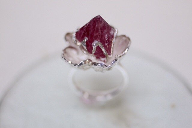 A candy drop in a flower ring 〜魅惑的な世界〜の画像1枚目