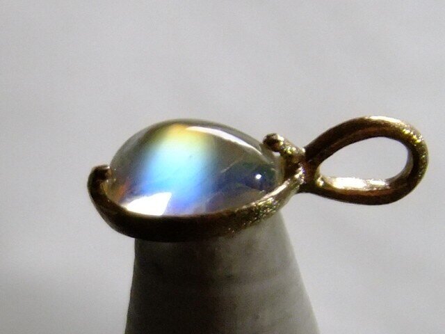 ゴールデンムーンストーン＊K14トップ | iichi 日々の暮らしを心地よく