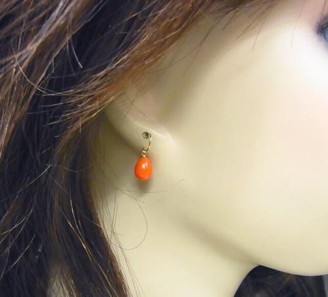 【新品】★K18 赤サンゴピアス サンゴピアス 18金 珊瑚 丸玉ピアス 天然 楽天市場】イタリア産赤珊瑚 丸玉ピアス. (4.1mm) K18 宝石
