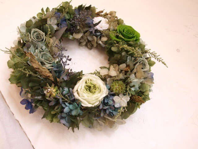 大きなグリーンリース～深緑の森 | iichi 日々の暮らしを心地よくする