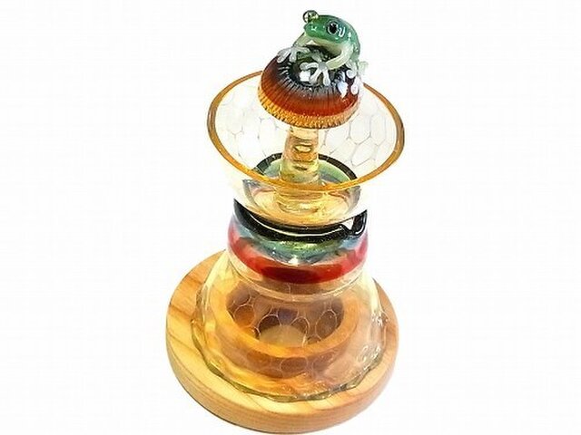 アロマポット Frog on a Mshuroom (台付き) 【 kengtaro / ケンタロー 】 キノコ カエル ガラスの画像1枚目