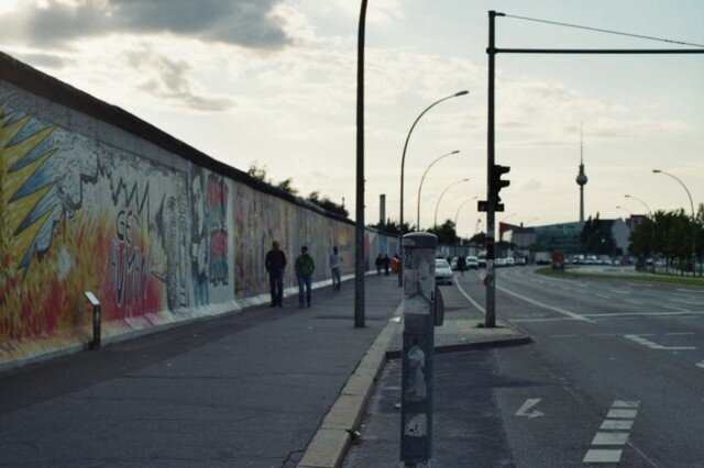 【額付写真】die Wandの画像1枚目