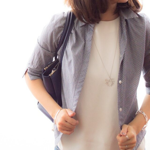Silver Tree Long Necklaceの画像1枚目
