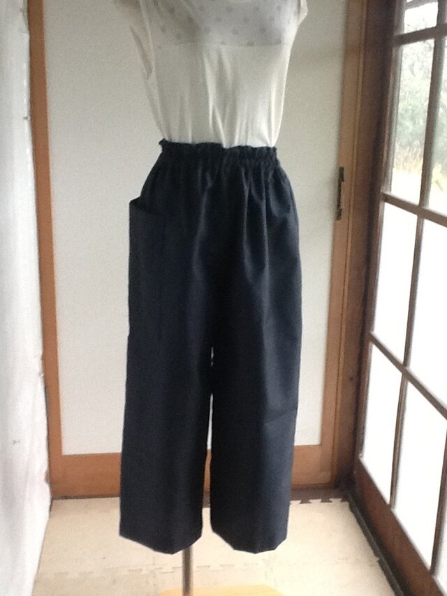 紺色大島紬のワイドパンツ