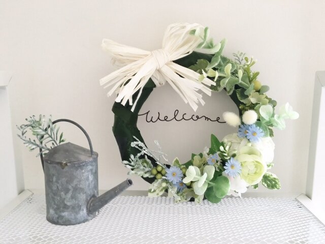 ラフィアリボンリース | iichi 日々の暮らしを心地よくする