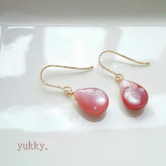 マザーオブパール＊ピンク14Kgfピアス