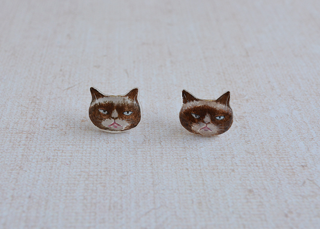 猫。ねこ。ネコ。ピアス/絵描きの手描きの画像1枚目