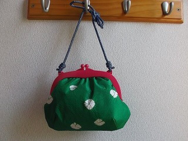 がま口ポシェット(はな)の画像1枚目