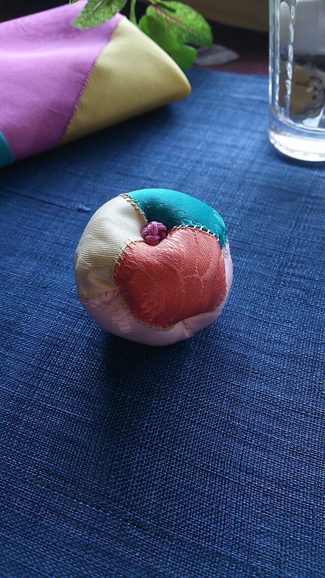 ポジャギ  小さな針山