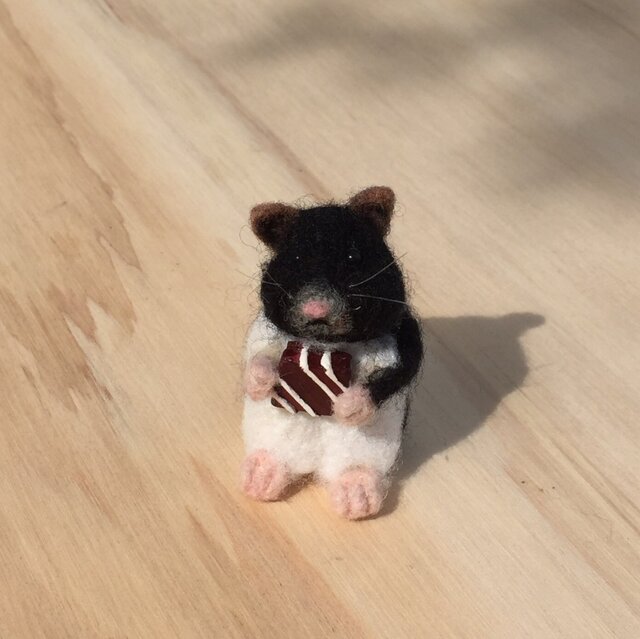 パンダハムスターの画像1枚目
