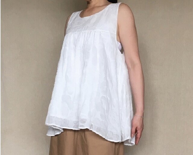 discount 9500⇒7500円 花柄リップル コットンローン キャミブラウスの画像1枚目