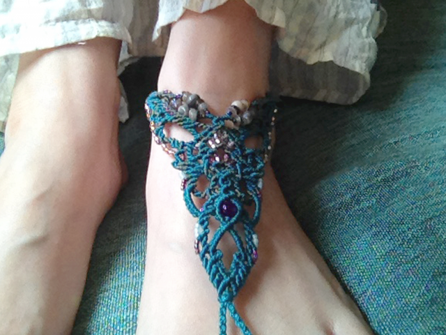 barefoot anklet / bluegreen × amethystの画像1枚目