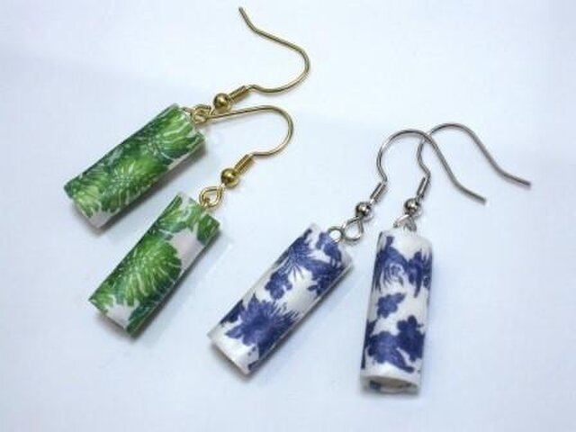 ハワイアン柄円柱ピアス/イヤリングの画像1枚目