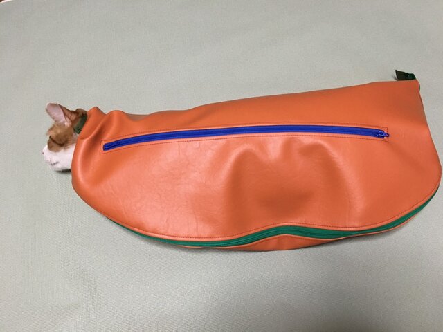 猫の世話用おくるみ 暴れる寝ちゃん袋のねずみ Iichi ハンドメイド クラフト作品 手仕事品の通販