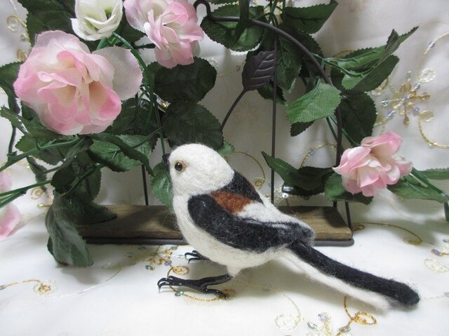羊毛フェルト　リアル可愛いシマエナガ　野鳥　鳥 羊毛フェルトリアル可愛いシマエナガ野鳥鳥