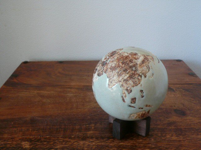伊豆土の地球儀(ball)の画像1枚目