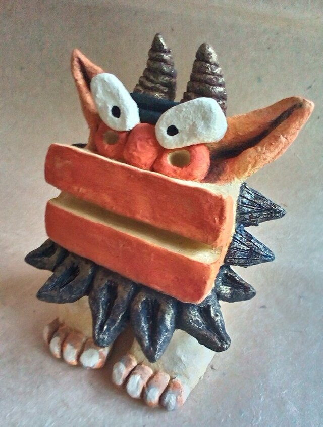 漆喰シーサー（d） | iichi 日々の暮らしを心地よくするハンドメイド