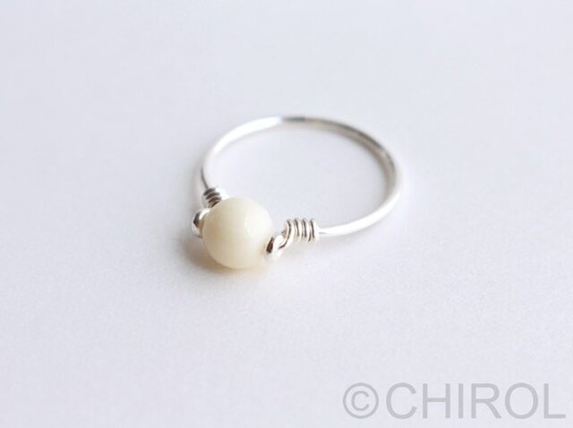 白サンゴコレクション BABY-G“珊瑚礁”カラーの腕時計、ダイヤルに「フタイロサンゴハゼ」の