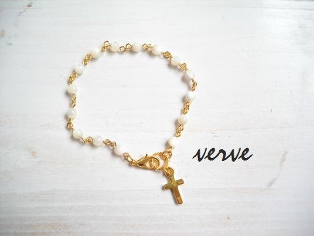 Cross Bracelet White MOPの画像1枚目