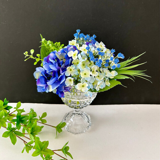 Magical water flowerarrange IV